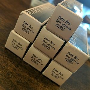 Mary Kay Downtown Brown creme lipstick